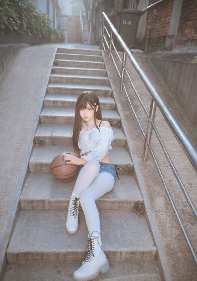 性激烈的欧美三级高清视频_4K电影在线看