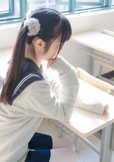 挤公交顶臀摩擦美女不吱声_国产剧完整版观看